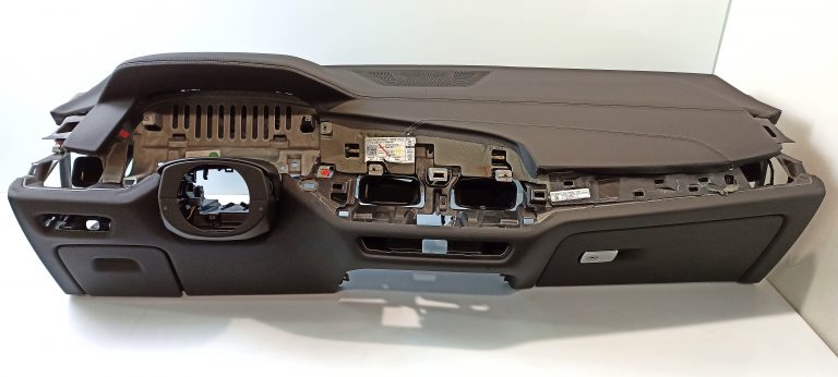 bmw-oem-sensatec-hud-dashboard-9471908-51459471908-x5-g05-x7-g07-023319