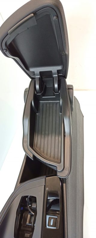 BMW OEM Center console Mittelkonsole schwarz/blau 9335198 EB33968 F48 ...